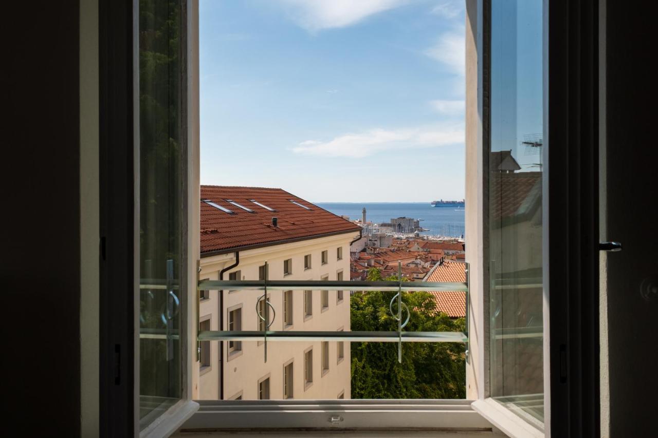 Ora Et Labora Lägenhet Trieste Exteriör bild